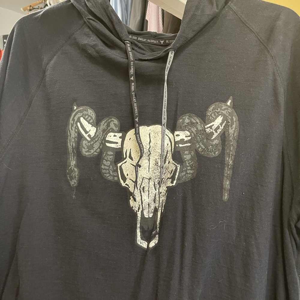 Project Rock Short Sleeve hoodie